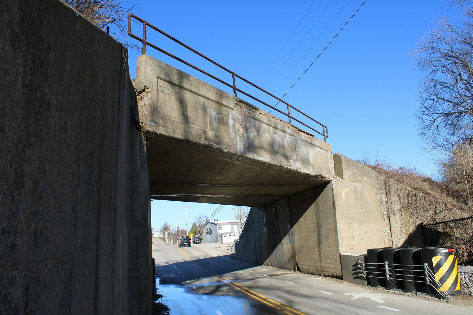 Main span